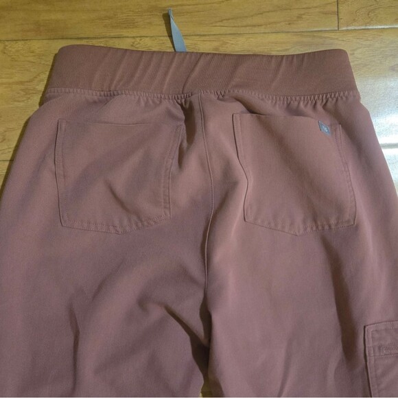 FIGS Zamora Jogger Scrub Pants- MAUVE- Small - Picture 6 of 7
